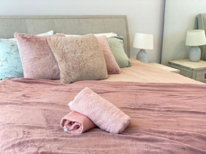 Ocean Luxe Retreat Surfers Paradise